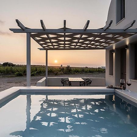 Melivoia House Collection - Private Jacuzzi Villas Foinikiá Exterior photo
